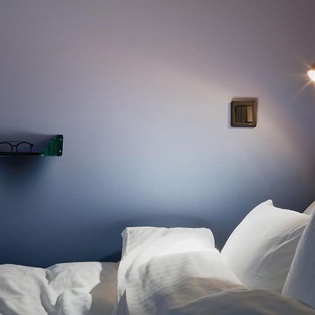 Zzz Dreamscape Hotel สต็อกโฮล์ม ภายนอก รูปภาพ